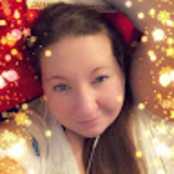 Meet your Posher, Rebecca - Picture 1 of 1